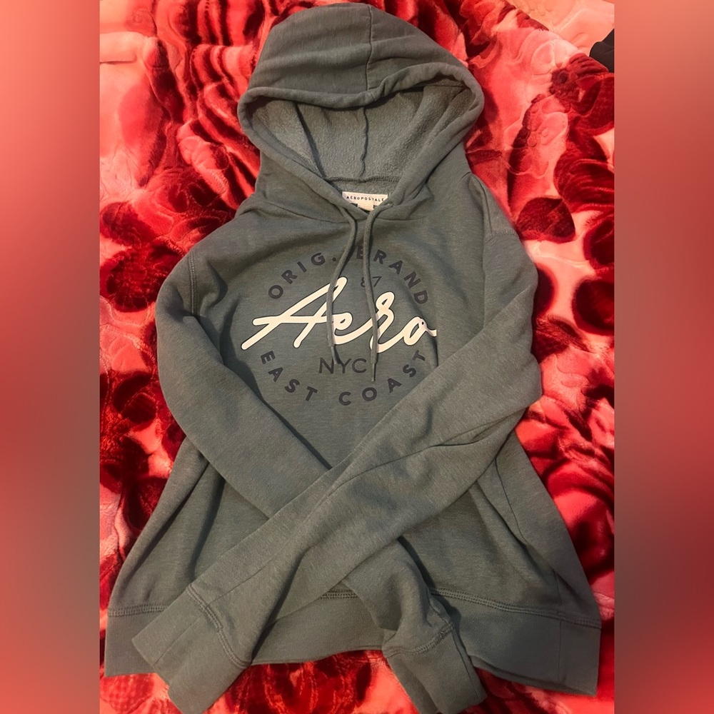 Aeropostale Olive Green Sweater 🌱
